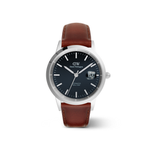 Load image into Gallery viewer, Iconic St Mawes Automatic Silver