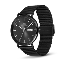 Load image into Gallery viewer, Classic Day Display Onyx Black