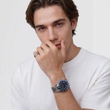 Load image into Gallery viewer, Iconic GMT Link Black Blue Ceramic Bezel Silver