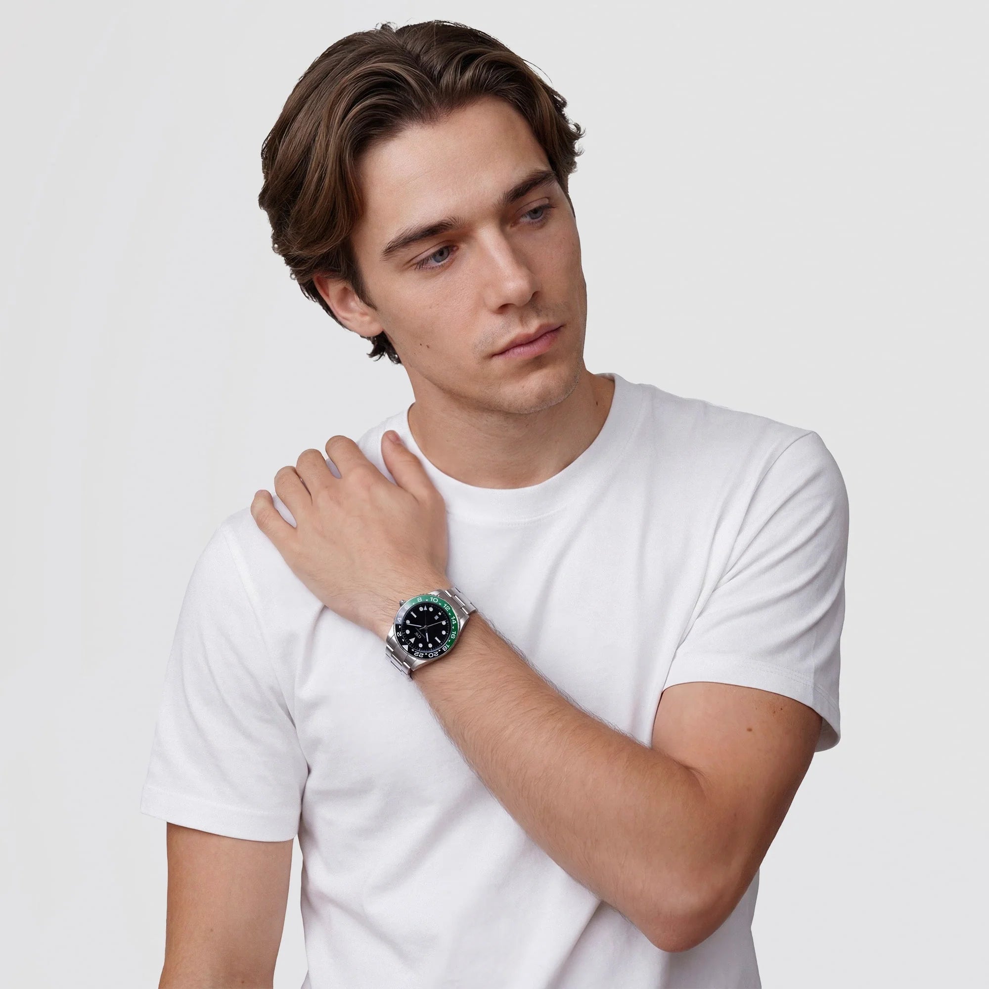 Iconic Gmt Link Black Green Ceramic Bezel Silver