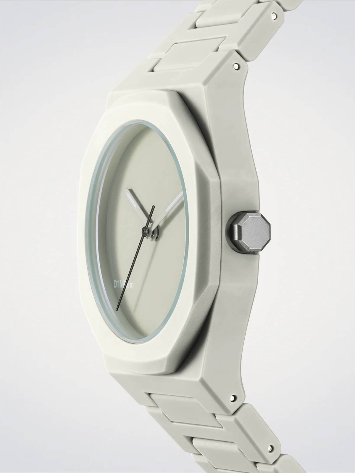 Grey_01