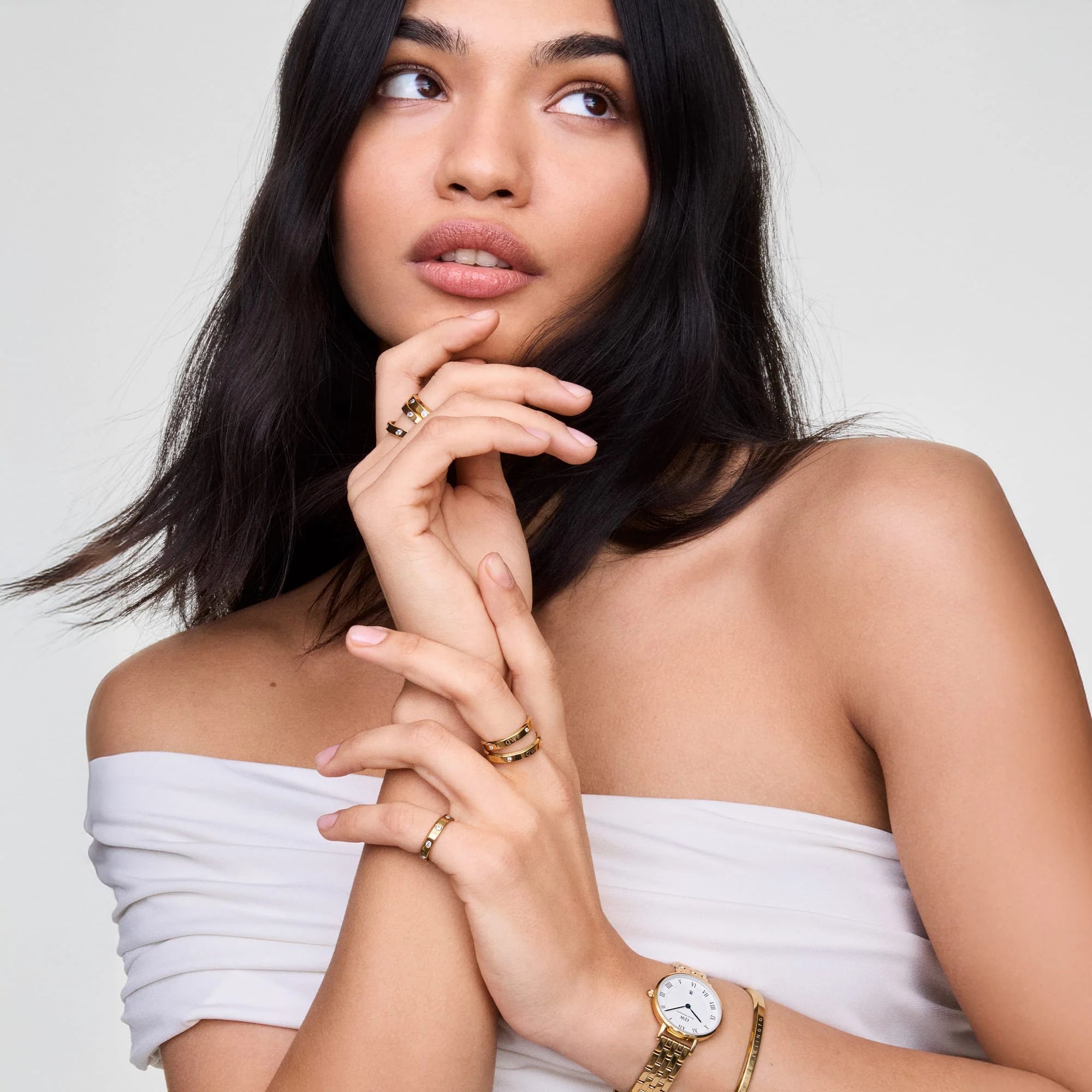 Petite Roman Numerals Date 5-Link Gold