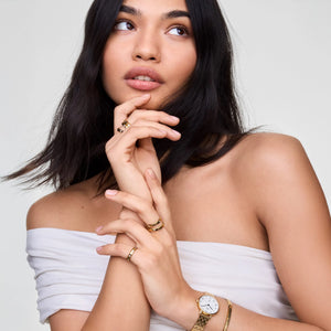 Petite Roman Numerals Date 5-link Gold