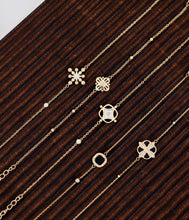Load image into Gallery viewer, Paquerette Bracelet
