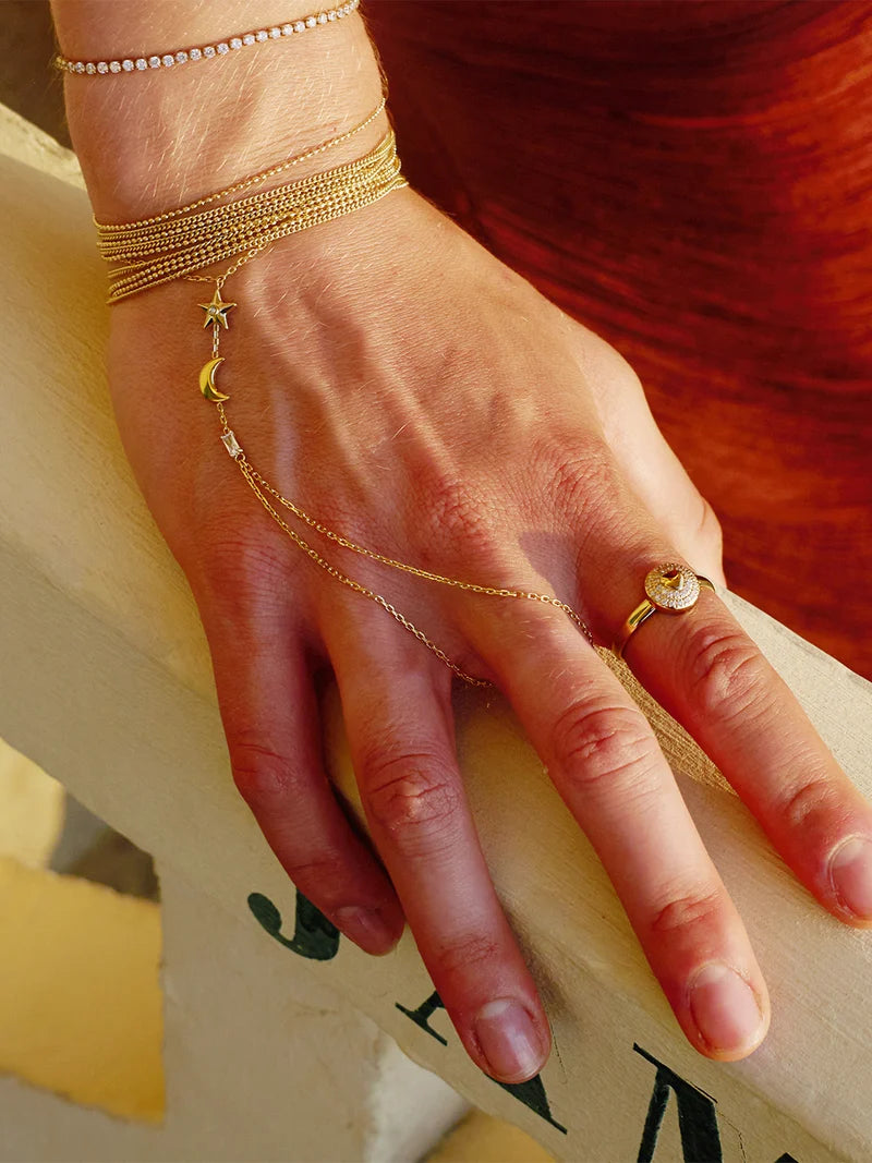 Capri Hand Jewel